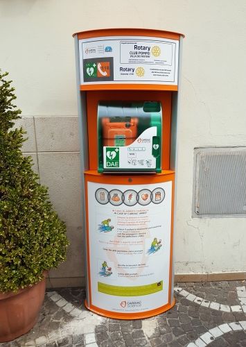 defibrillatore in via roma a pompei